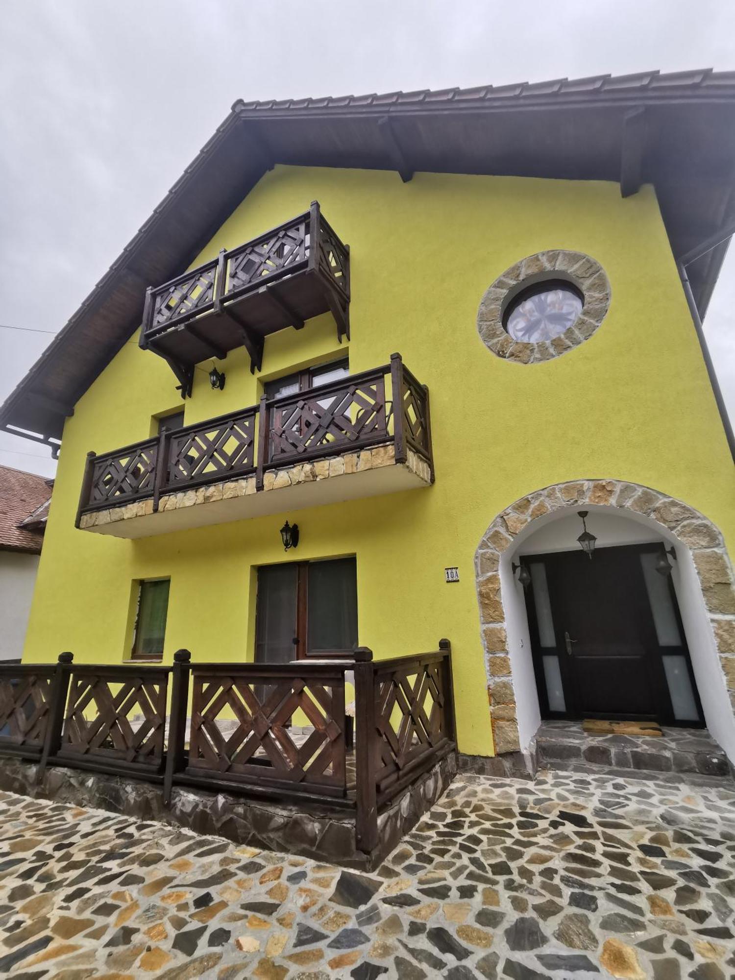 Yellow House برانْ المظهر الخارجي الصورة
